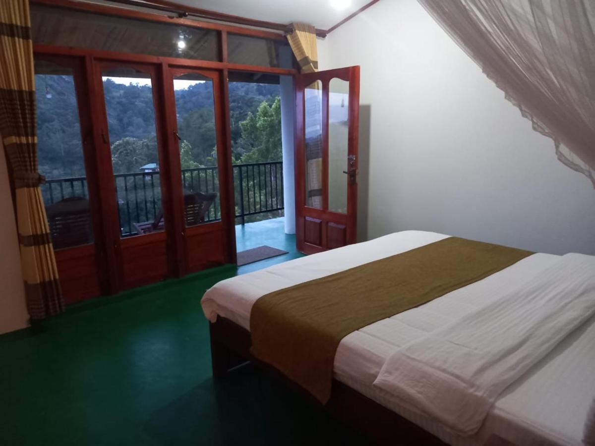 Chamodya Home Stay Procida Dış mekan fotoğraf