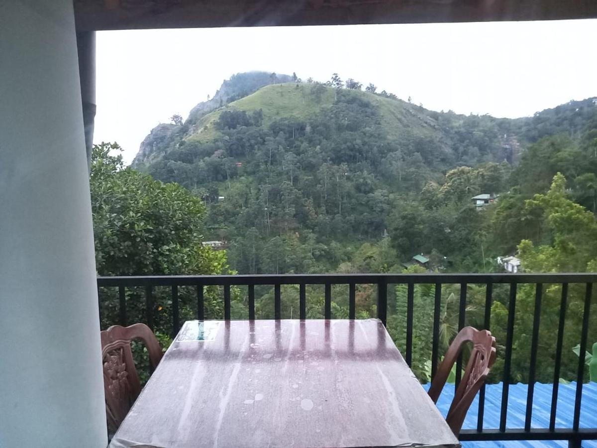 Chamodya Home Stay Procida Dış mekan fotoğraf