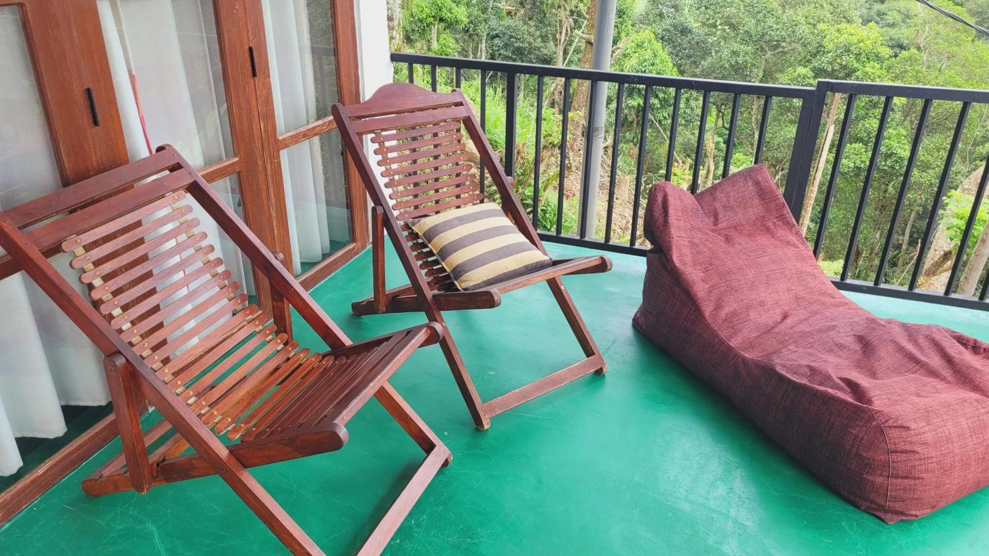 Chamodya Home Stay Procida Dış mekan fotoğraf
