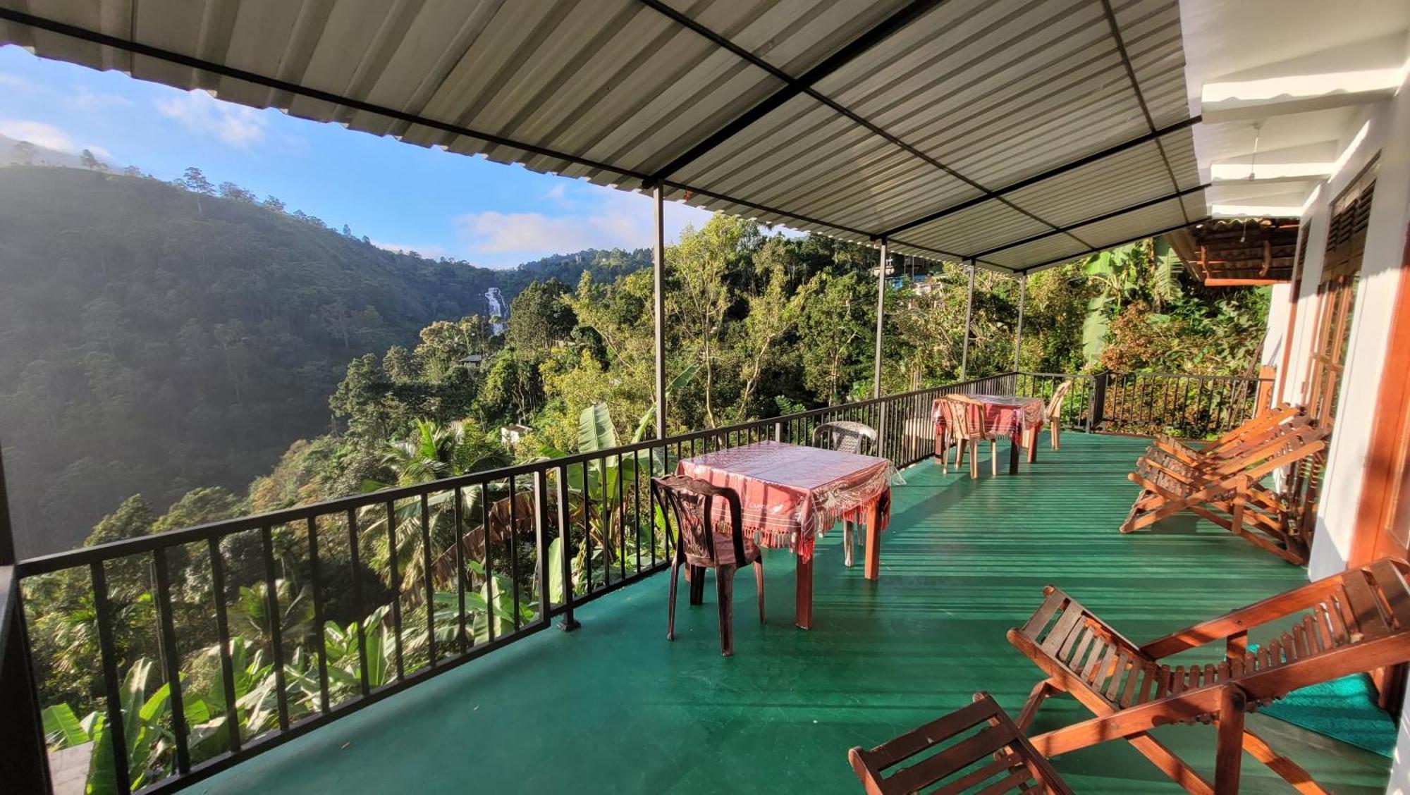 Chamodya Home Stay Procida Dış mekan fotoğraf