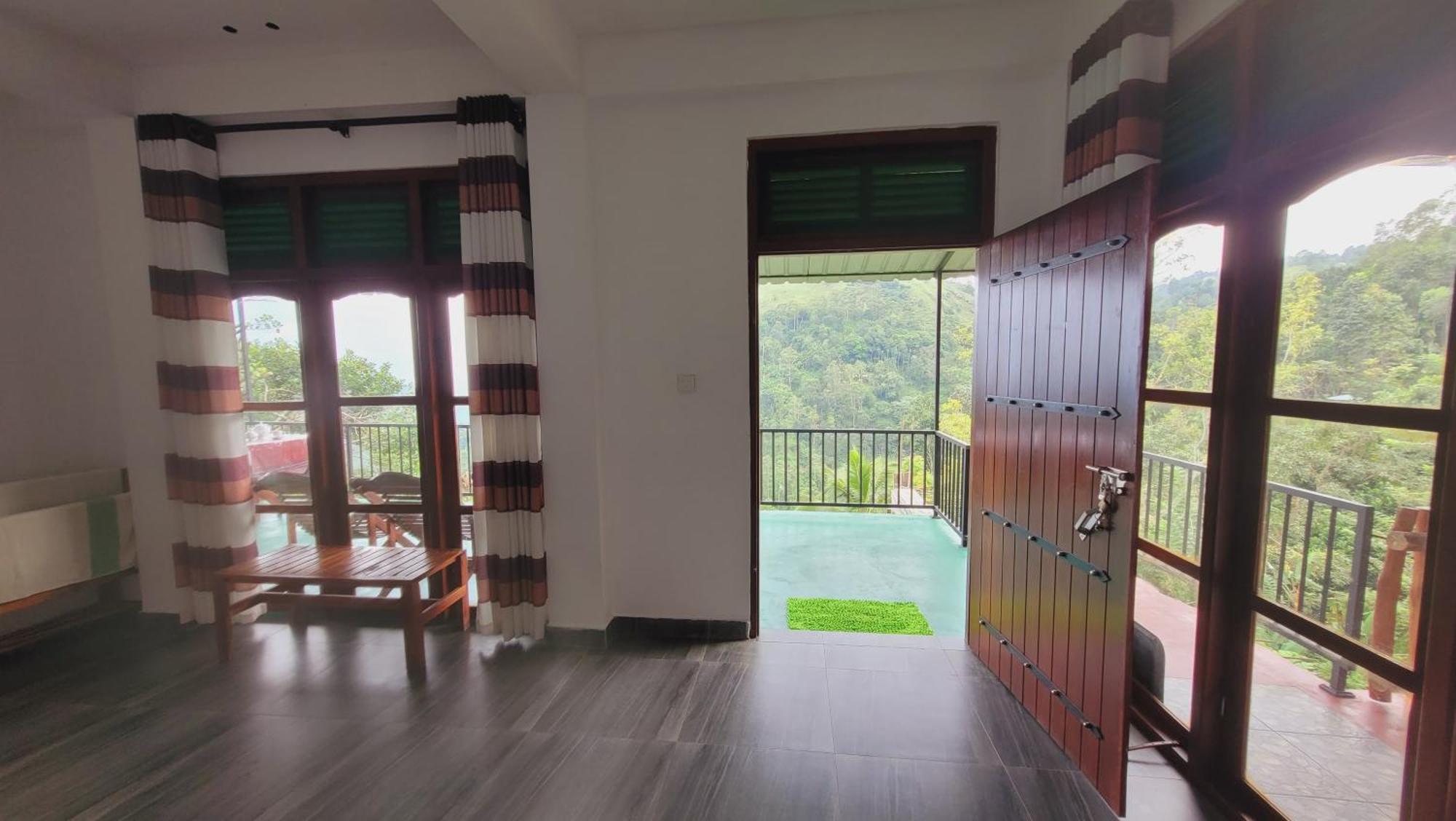 Chamodya Home Stay Procida Dış mekan fotoğraf