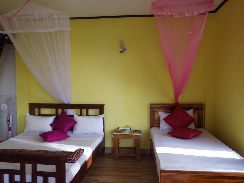 Chamodya Home Stay Procida Dış mekan fotoğraf
